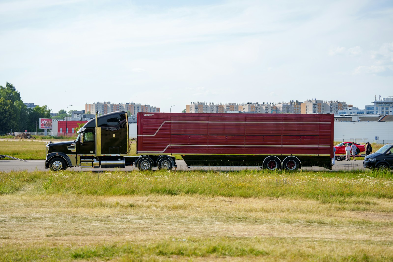 Road & cross-border logistics